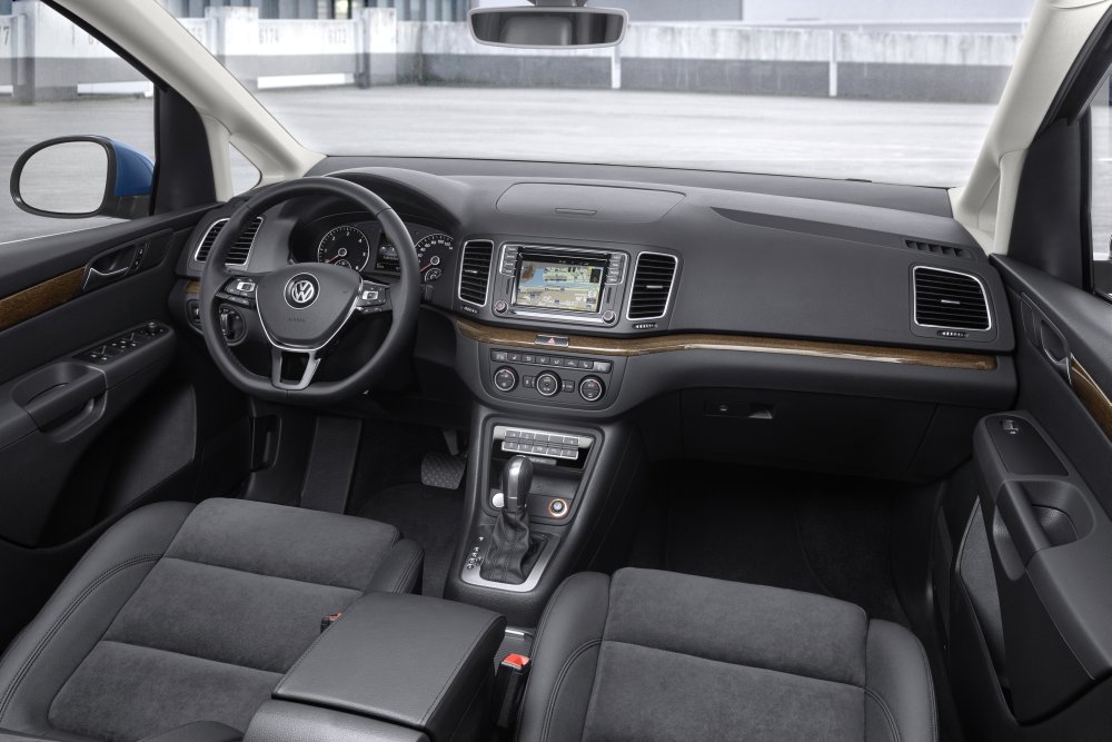Volkswagen Sharan 9