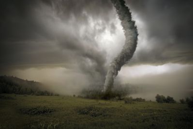 zbliżajace się tornado