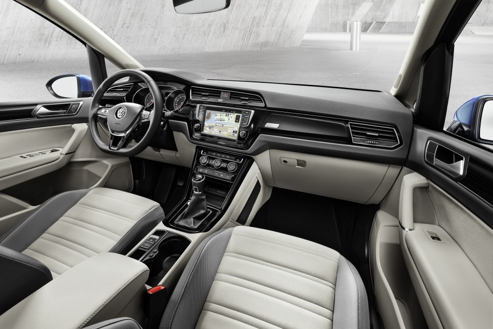 Volkswagen Touran 6
