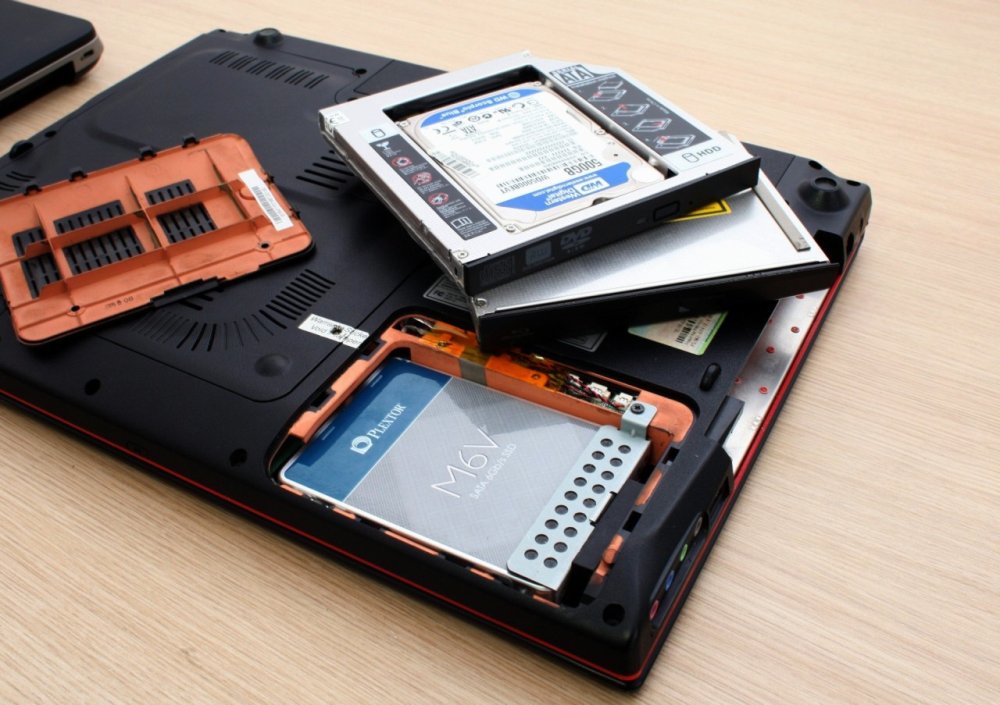 Laptop - wymiana dysku kieszen HDD
